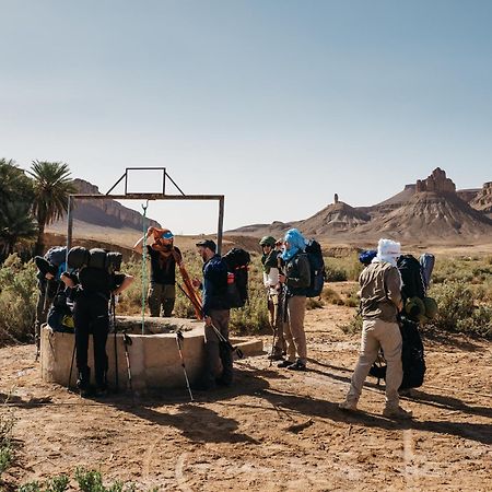 Bivouac Les Nomades & Foum Zguid To Chegaga Tours Hotell Exteriör bild