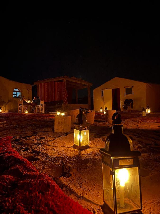 Bivouac Les Nomades & Foum Zguid To Chegaga Tours Hotell Exteriör bild