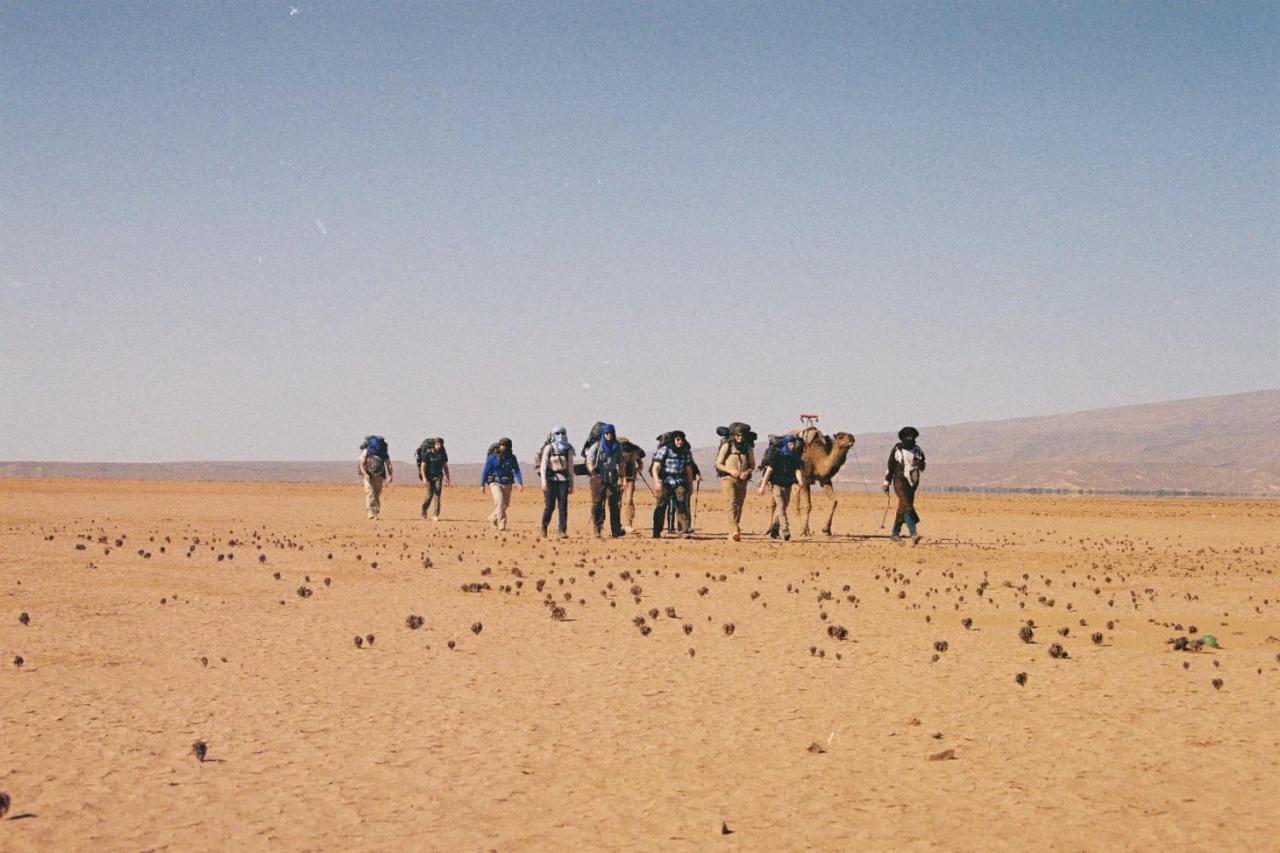 Bivouac Les Nomades & Foum Zguid To Chegaga Tours Hotell Exteriör bild