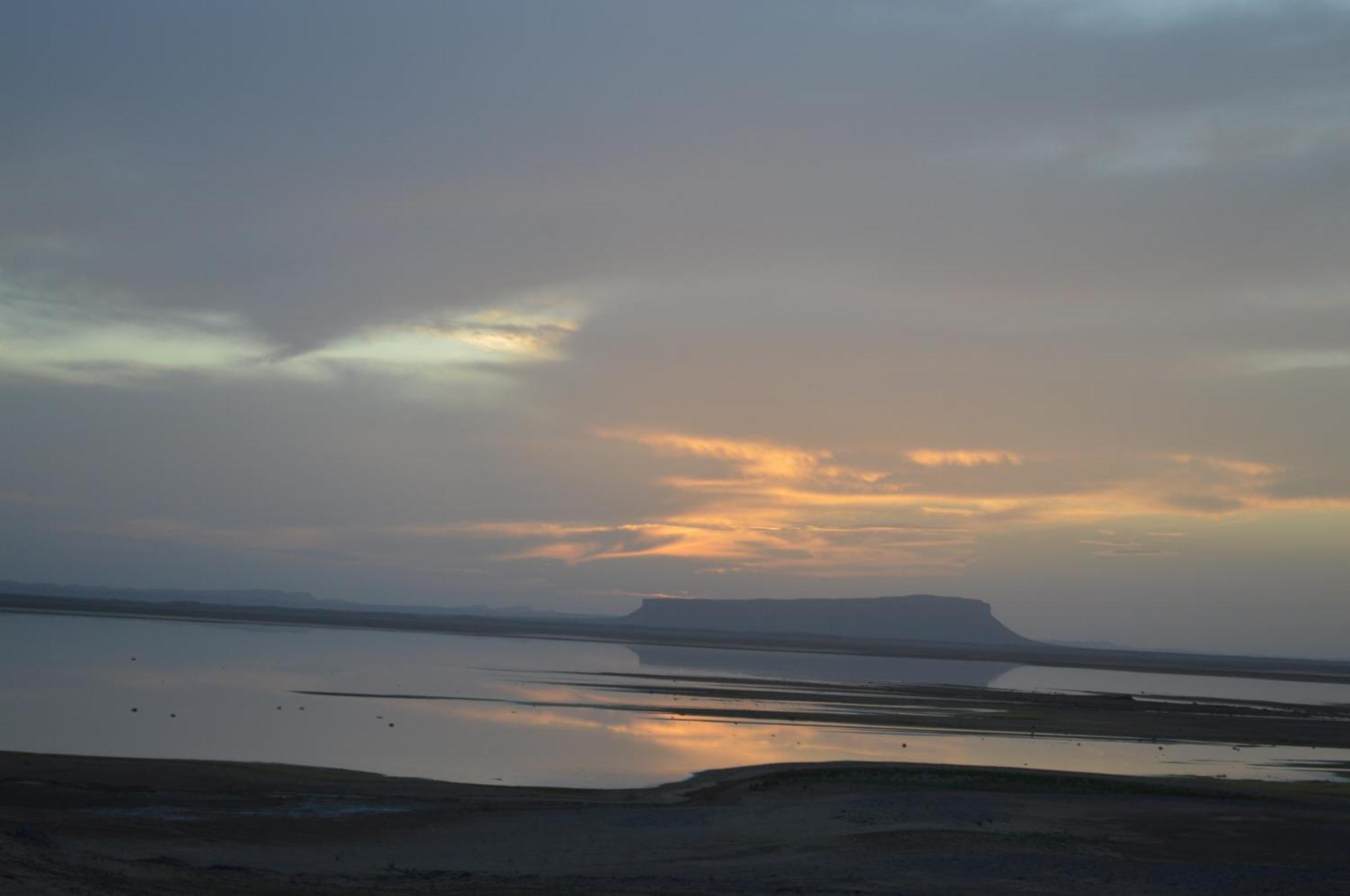 Bivouac Les Nomades & Foum Zguid To Chegaga Tours Hotell Exteriör bild