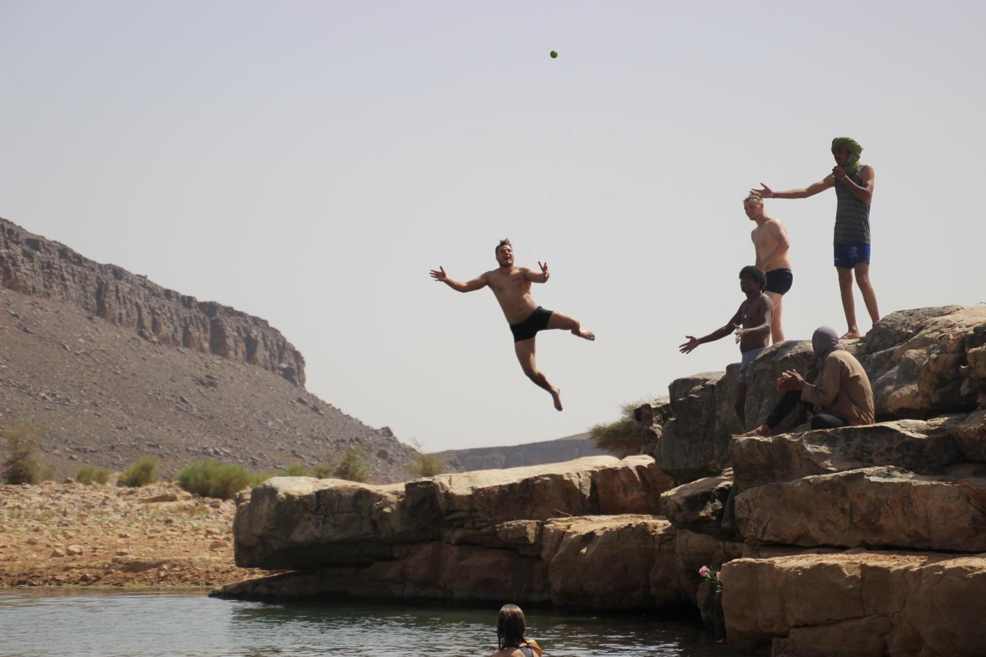 Bivouac Les Nomades & Foum Zguid To Chegaga Tours Hotell Exteriör bild