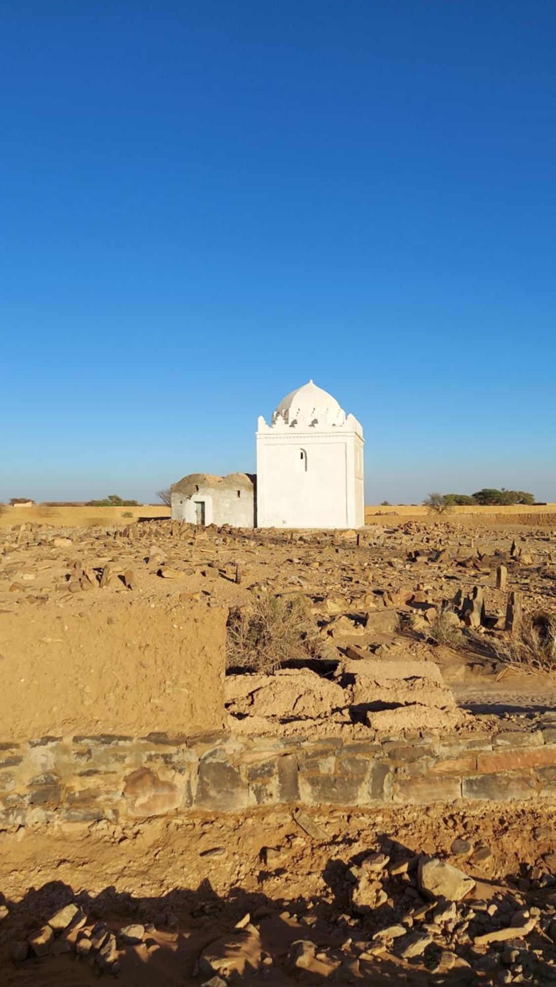 Bivouac Les Nomades & Foum Zguid To Chegaga Tours Hotell Exteriör bild