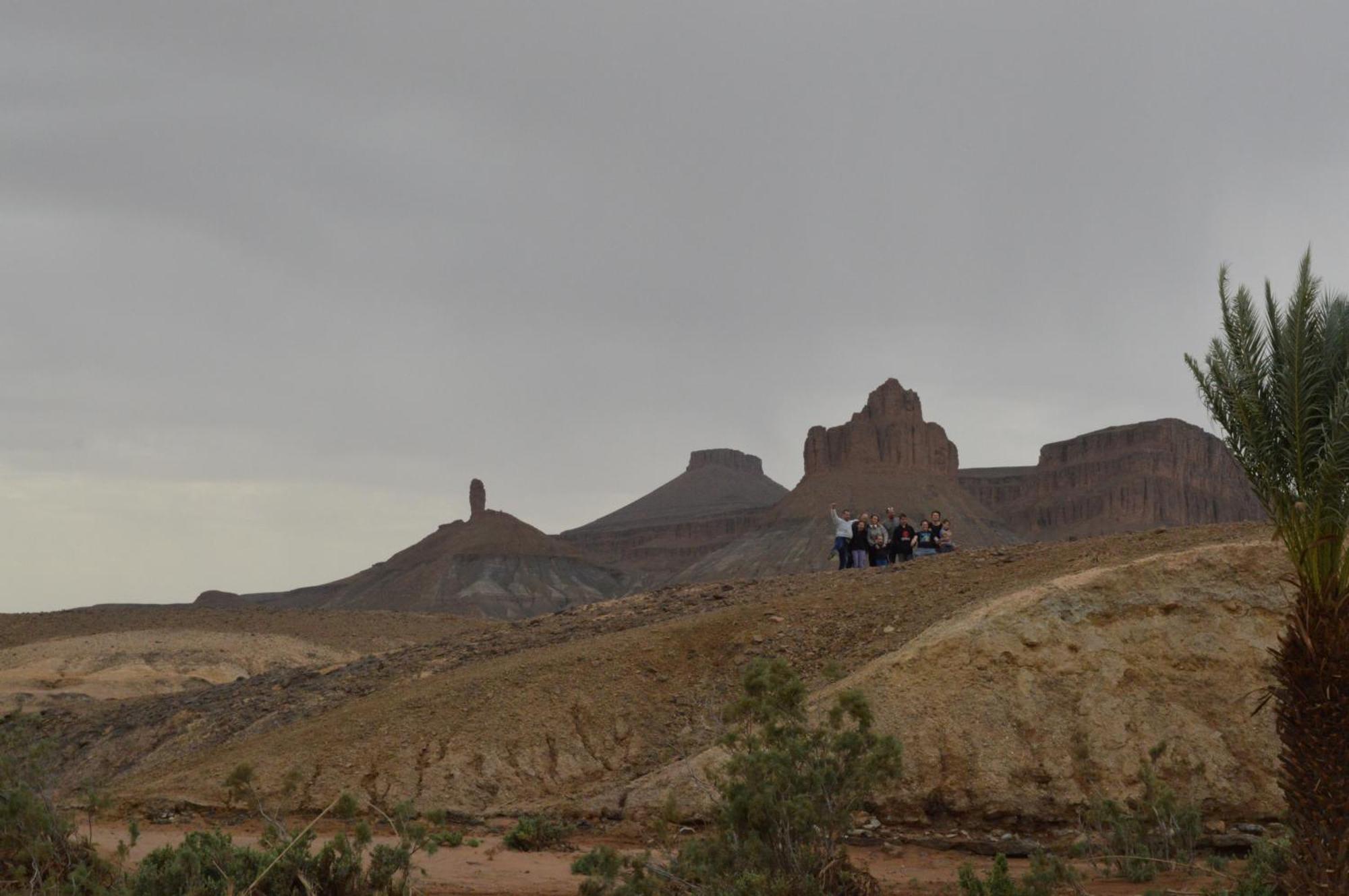 Bivouac Les Nomades & Foum Zguid To Chegaga Tours Hotell Exteriör bild